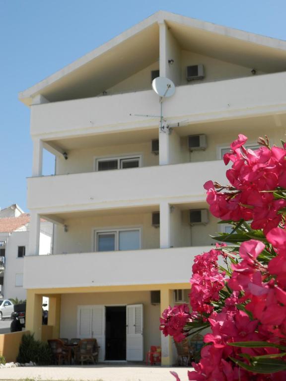 Apartments Nebeska Novalja Εξωτερικό φωτογραφία